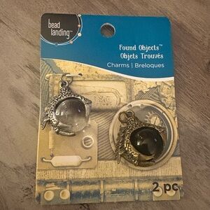 2 Piece Claw Pendants